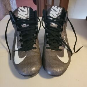 Nike Alpha Dynamic Fit Lace-Up Cleats Black Gray Metallic 725227-010 Size 13